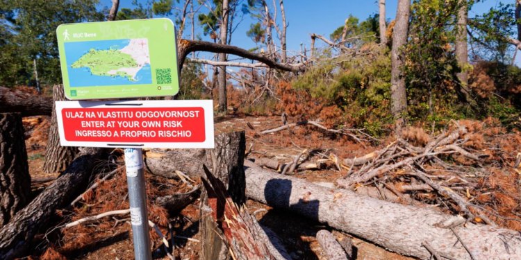 Slobodna Dalmacija – Zaustavljena sanacija Marjana!? Bivši zamjenik gradonačelnika objavio dokument, Grad mora platiti i troškove…