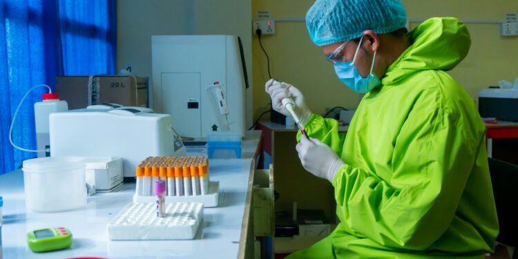 Smrtonosni virus za koji nema cjepiva opet se širi, poslano upozorenje: Nikako ne pijte ovaj sok