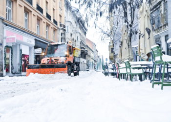 Snijeg napravio kaos u Hrvatskoj, najavljeni debeli minusi: HGSS ima pune ruke posla