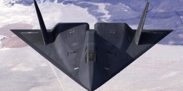 Snimljena nepoznata letjelica na noćnom nebu kod američkog vojnog poligona