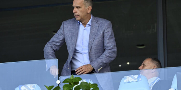 Sportske novosti – Dinamo bi opet mogao krenuti u akciju, a u vezi Svetine postavlja se ključno pitanje! Jedno je sigurno