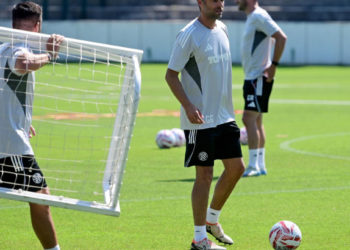 Sportske novosti – Dramatična promjena plana priprema: Dinamo, Hajduk i Rijeka maltene kod kuće, Osijek u Tursku, u egzotiku samo jedan klub