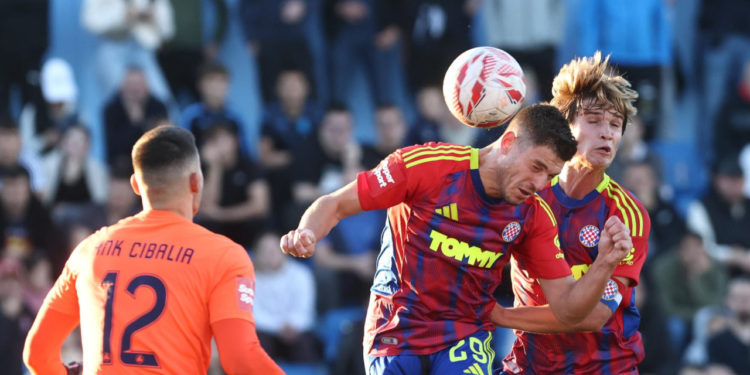 Sportske novosti – Fran Karačić iz Hajduka na posudbu u Osijek?