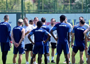 Sportske novosti – Hajduk započeo s pripremama: 30 igrača na prvoj prozivci, dvojica kasne, jednom pošteda