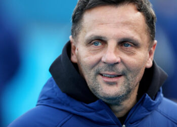 Sportske novosti – Kovačević objasnio poraz, otkrio tko se sve vraća i poručio: ‘Ovih prvih 11 je 90 posto za okršaj protiv Steaue!’