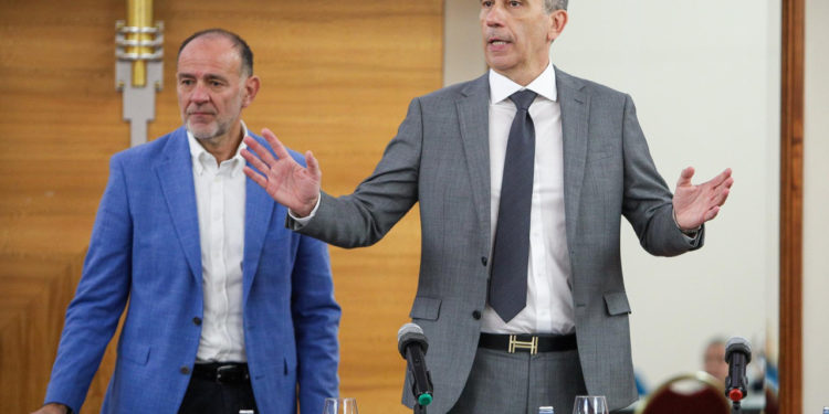 Sportske novosti – Svetina je postao uteg Kustiću. Ne može nitko biti predsjednik HNS-a i imati tolike probleme s Dinamom i Hajdukom