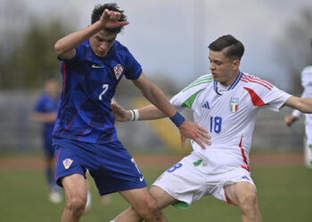 Sportske novosti – Tinejdžeri na pragu prve momčadi Dinama: Kovačević ima ozbiljan plan za proljeće, a veznjak je apsolutno izdominirao