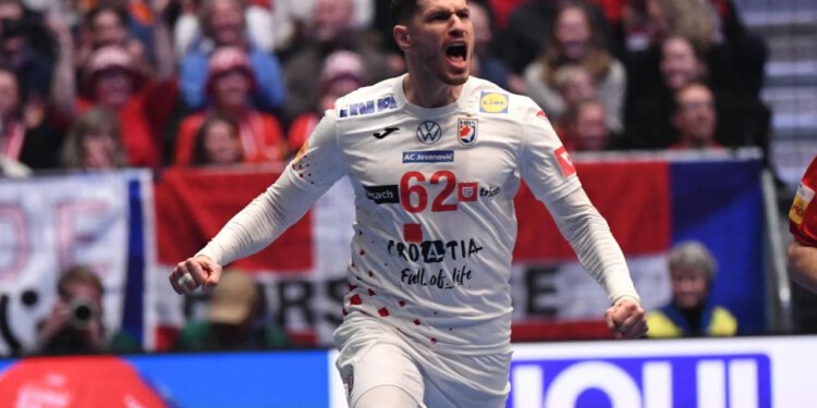 Srna šest puta tresao mrežu, pogađao i drugi Metkovac, Hrvatska ostvarila novu pobjedu i ostvarila prvi cilj