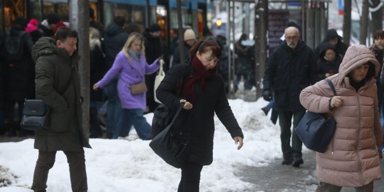Stiže hladni val, HZJZ izdao Hrvatima preporuke kako se zaštititi: ‘Ovo ni slučajno nemojte raditi’