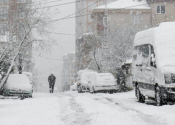 Stiže smrtonosna oluja, uvedeno izvanredno stanje: Očekuju se rekordno niske temperature