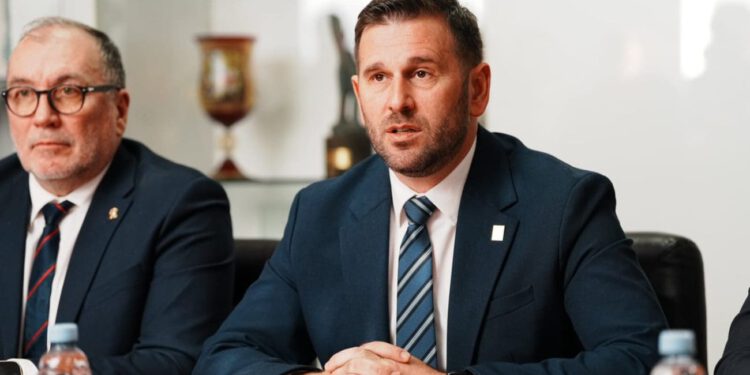 Šuta uzvratio Ivoševiću: “Počinili su veliku štetu za Grad Split. Spaladium arena se nije trebala zatvoriti”