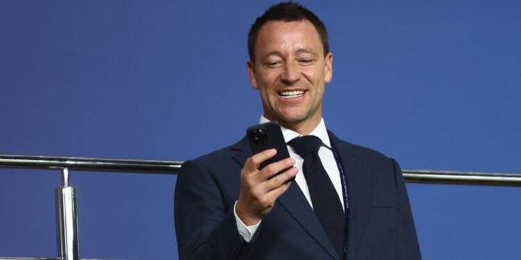 Terry, košulje na aukciji u dobrotvorne svrhe: prikupljeno gotovo 300 tisuća eura