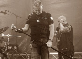 Thompson mora ukloniti bespravne građevine, oglasio se nakon rješenje pa citirao svoju pjesmu i ispričao se pticama, vjevericama, zmijama