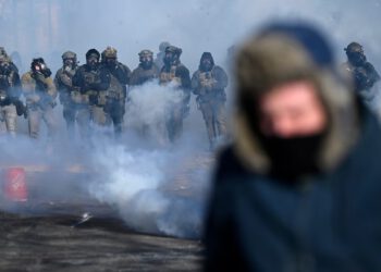 Trump je odgovorio na posljednju smrtonosnu ICE pucnjavu američkog građanina u Minneapolisu drekom protiv Tima Walza, Jacoba Freya i Ilhan Omar