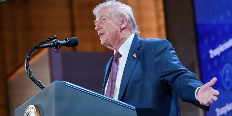 Trump poziva poslodavce da uplaćuju djecu radnika na Trumpove račune