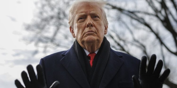 Trump se ruga Macronu nakon odbijanja ‘mirovnog odbora’ u Gazi — RT World News