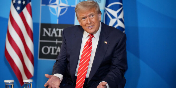 Trump sumnja hoće li NATO braniti SAD — RT World News