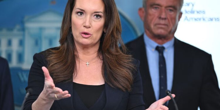 Trumpova ministrica poljoprivrede promašuje bit dok brani svoj komad brokule i komad pilećeg brašna