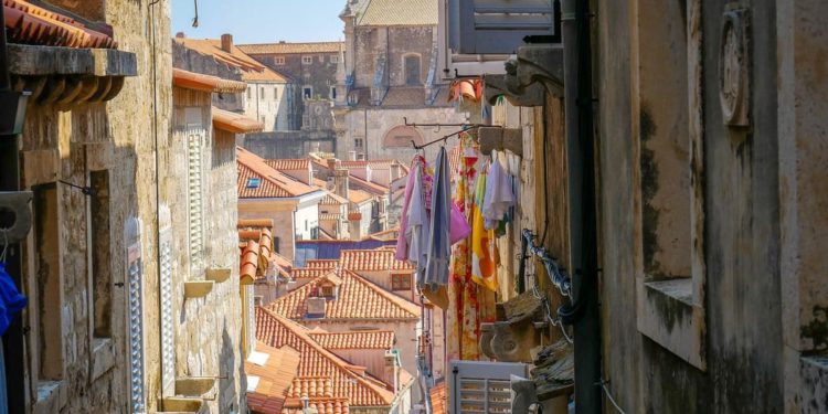 Turisti u Hrvatskoj tijekom 2025. realizirali rekordnih 110 milijuna noćenja, kažu iz Vlade