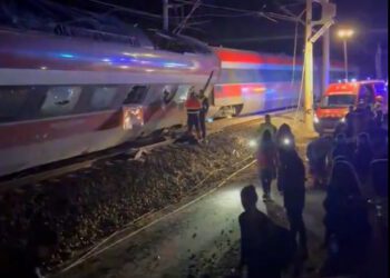 U sudaru dva vlaka poginula najmanje 21 osoba