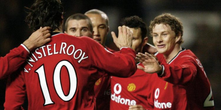 United, trosmjerna utrka nakon Amorima. I tržnica Zirkzee i Mainoo…