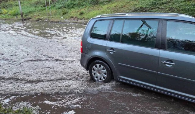 Upozorenje na poplave i nevrijeme u tri županije