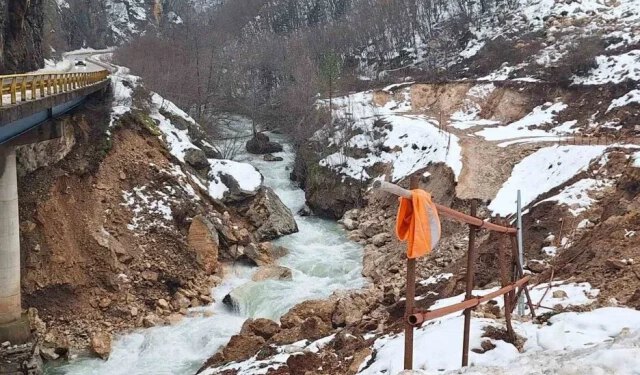 VIDEO Klizišta prijete sigurnosti na magistralnim cestama u BiH