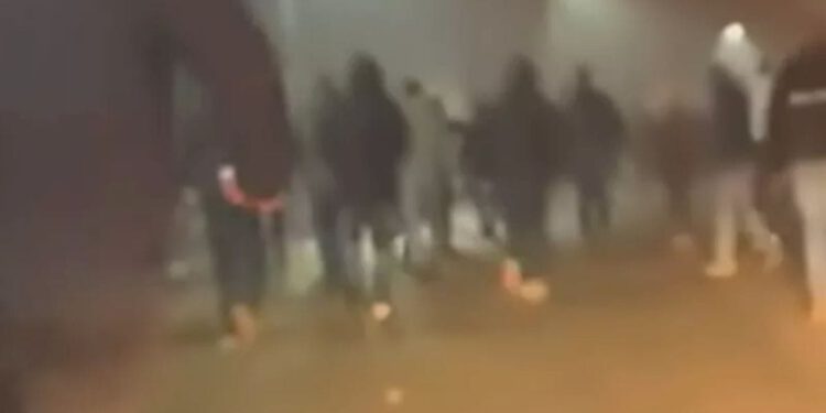 VIDEO Makljaža Torcide i Delija u Tuzli