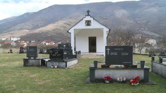 VIDEO Srbi povratnici u Vrapčićima ogorčeni, Sud u Mostaru upisao državu kao vlasnika groblja