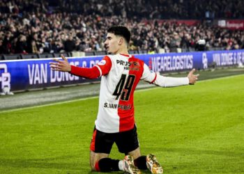 Van Persie, njegov sin Shaqueel i Robinova lekcija. Garlandova budilica