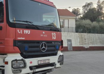 Vatrogasci na terenu u Splitu, na Braču i Visu