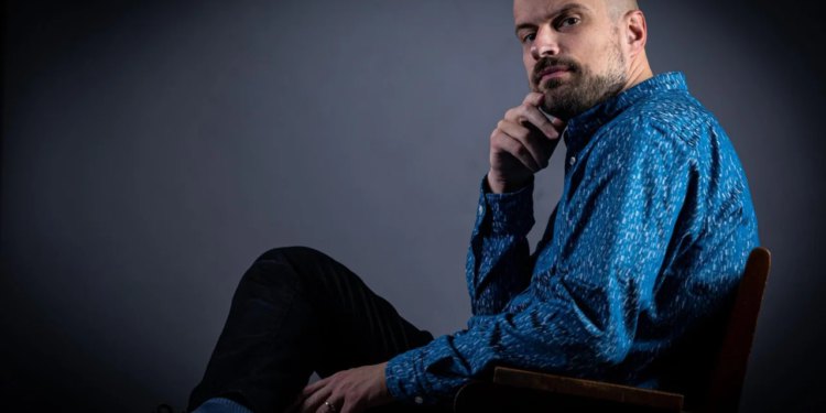 Večeras koncert Vojka V: publiku u Zadru očekuje večer prepuna prepoznatljivih hitova i vrhunske atmosfere!