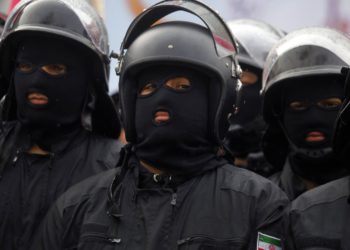 Veći i nasilniji: Prosvjed u Iranu velik izazov za režim koji gubi kontrolu nad gradovima