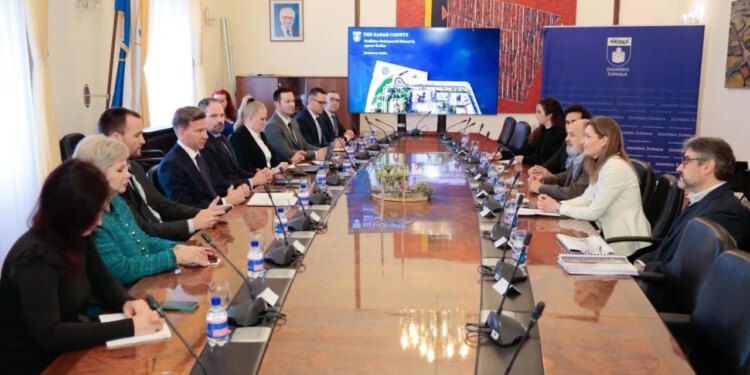 Veleposlanica Švicarske u nastupnom posjetu Zadarskoj županij, primili su je župan Bilaver i gradonačenik Erlić