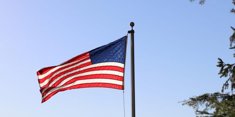 Visoki dužnosnik Bijele kuće: “Nitko neće ratovati protiv SAD-a zbog Grenlanda, ali otok treba biti dio SAD