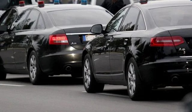 Vlada FBiH dodijelila 11 novih službenih automobila, evo tko je dobio Audije i Škode proizvedene u 2025.