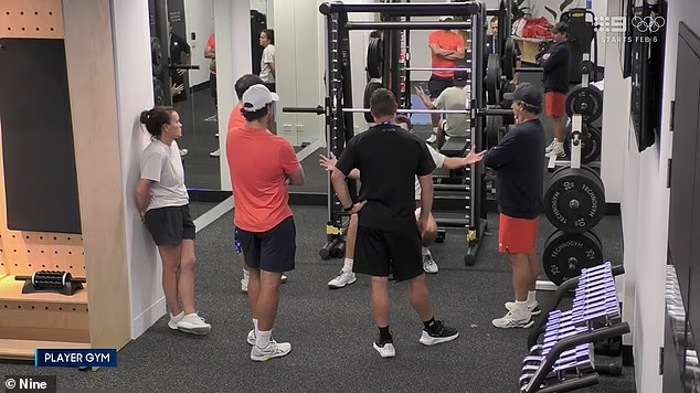 Zadivljujući video Alexa de Minaura u raspadu izvan karaktera potiče oluju privatnosti Australian Opena