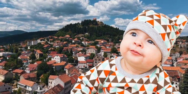 Zatvaranje rodilišta ugrožava budućnost Cetinskog kraja