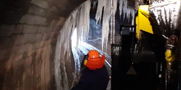 Zavirili u željeznički tunel i ostali u šoku: Otkriveno zašto je vlak do Splita putovao 20 sati