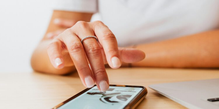 Ženu iz Bjelovara nazvao liječnik na telefon: ‘Dajte novac ženi koja će vas čekati’