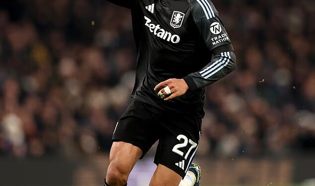 Zvijezda Aston Ville Morgan Rogers (23) i Leah Taylor (29) s Love Islanda tiho su se rastali i prestali pratiti jedno drugo nakon niza spojeva