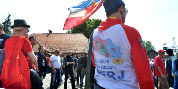 Hrvat u podrumu pronašao predmet iz doba JNA: Kad ga je otvorio, ostao je bez riječi