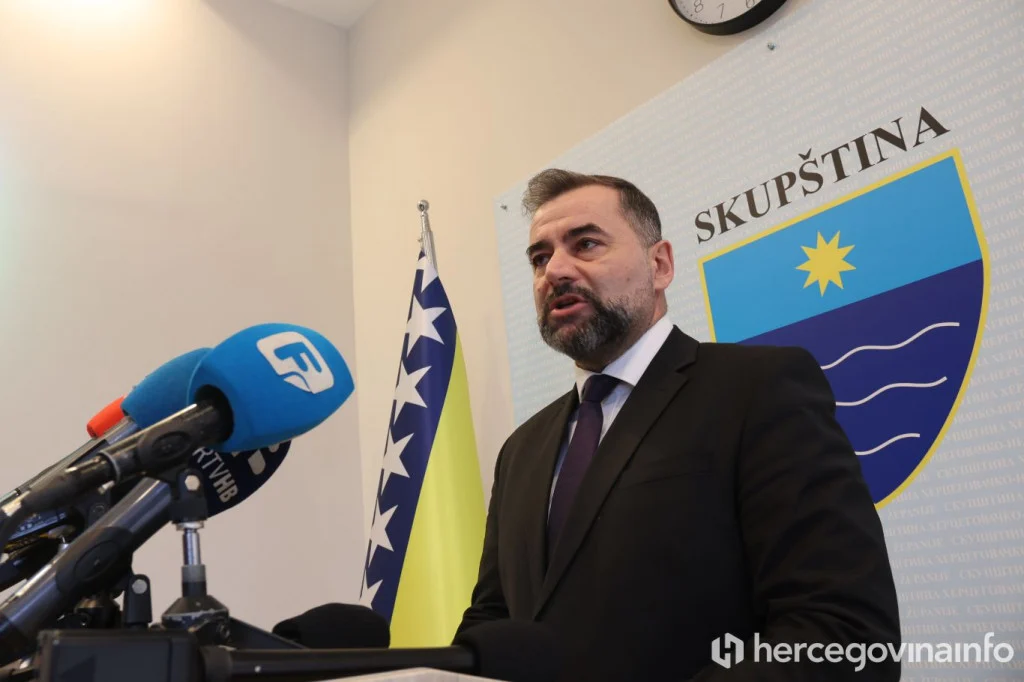 Džafer Alić