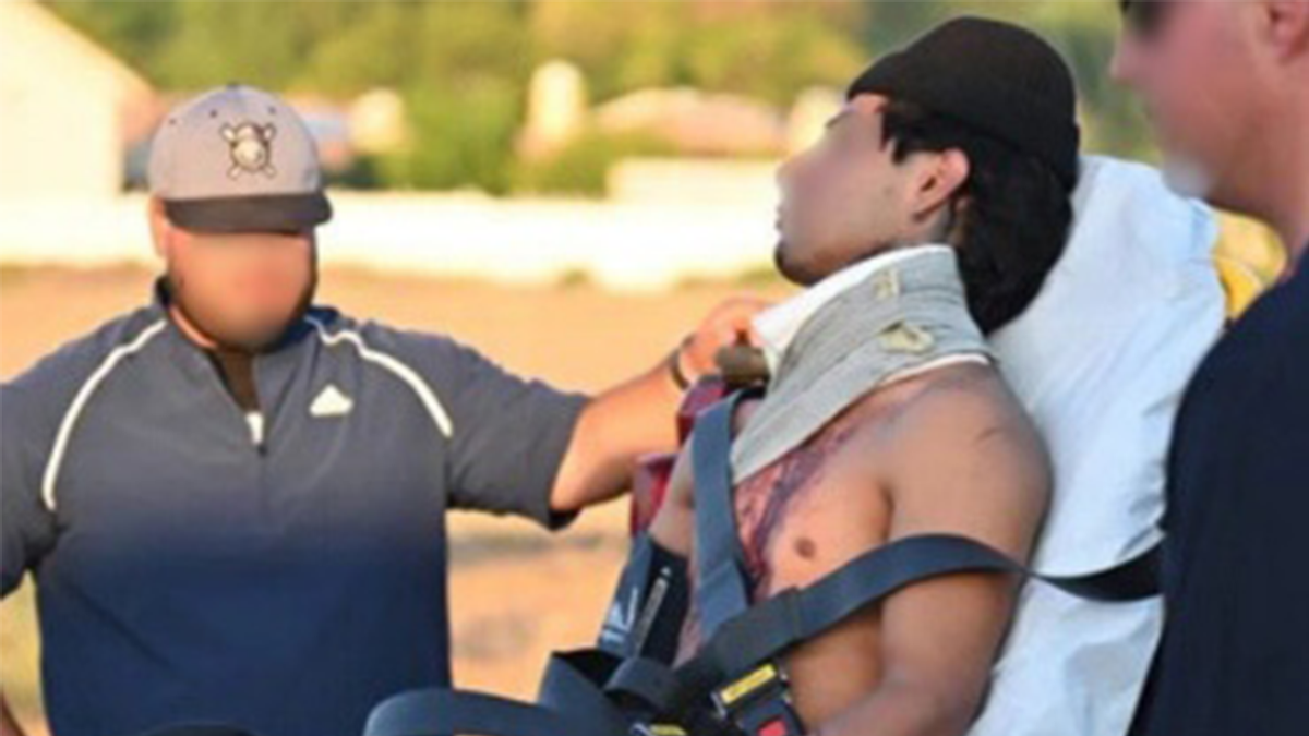 Čovjeku koji je zadobio ozbiljnu ranu na vratu pomogli su agenti ICE-a u Kaliforniji