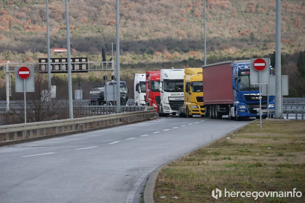 Prijevoznici blokirali Bijaču zbog pravila Europske unije