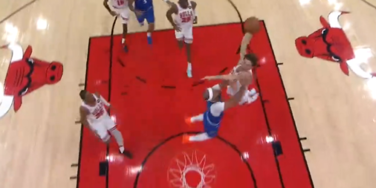 rukom protivniku u lice i shrvan od straha