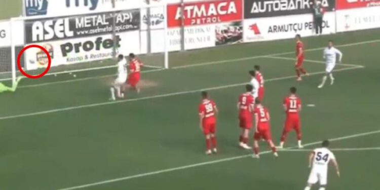 sudac ne vidi gol i diže se bura