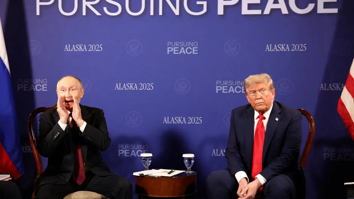 Američki predsjednik Donald Trump sastaje se s ruskim predsjednikom Vladimirom Putinom u Anchorageu, Aljaska, SAD, 15. kolovoza 2025.