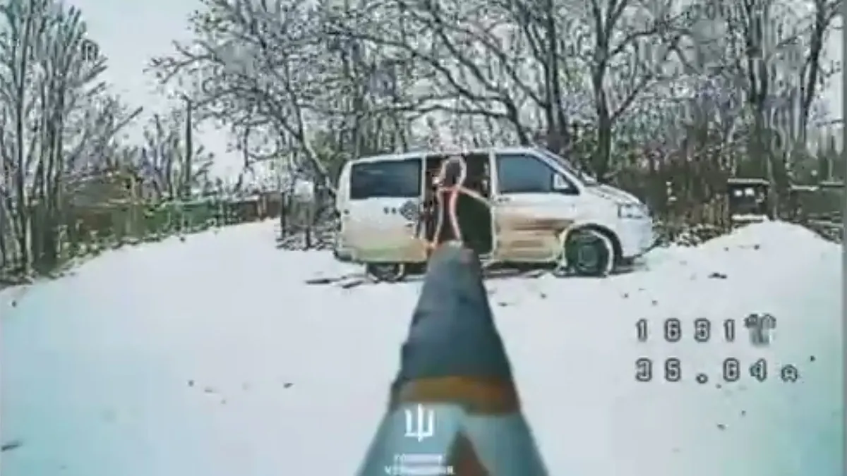 Dron je viđen kako ide prema vozilu