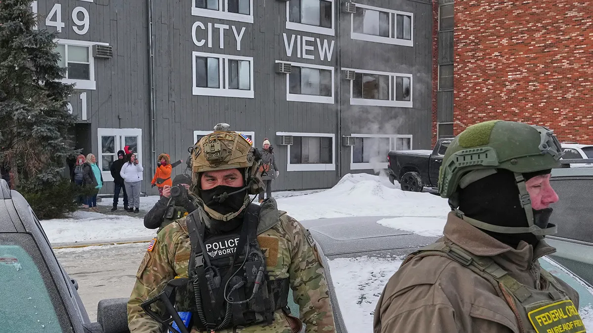 ICE agenti u Minnesoti.